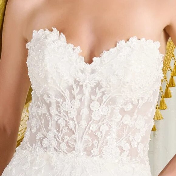 New Off White Bridal Gown w/ Delicate Floral Embroidery & Removable Top GL3830 - Picture 6 of 17